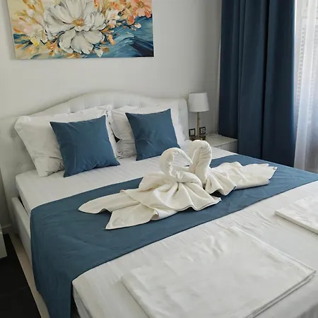 White Lily Апартаменты